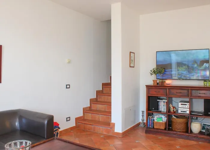 Nyaraló Lovely Cecilia *